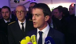 Manuel Valls condamne l'attentat suicide de Kaboul