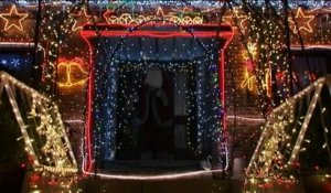 Pour Noël, un Allemand décore sa maison avec 400 000 lumières
