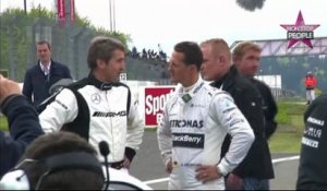 Michael Schumacher "reconnaît les siens", l'inquiétude grandit autour de Jules Bianchi
