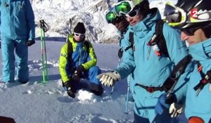 Ski : des formations pour faire face aux risques d'avalanches