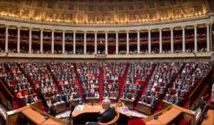Parlement’air - Questions au gouvernement : Hommage de l'Assemblée nationale aux victimes des attentats