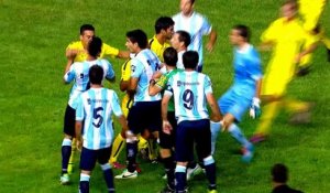 Argentine - Le tacle le plus horrible de l'année ?
