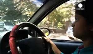 Inde : des taxis pour les femmes, conduits par les femmes