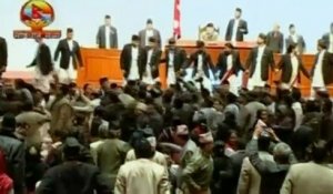 Népal : bagarre générale à l'Assemblée autour du projet de Constitution