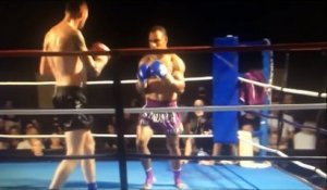 Un Champion de Muay Thai met son adversaire KO en un coup de pied circulaire ultra puissant!