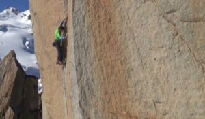 A CLIMBING LIFE OPUS #4 : Romain Desgranges au sommet de l'aiguille du midi