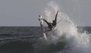 South West : Jordy Smith surfe les monstrueuses vagues d'Australie