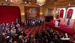"Le rôle de la France, c'est de trouver une solution" à la dette grecque, dit Hollande