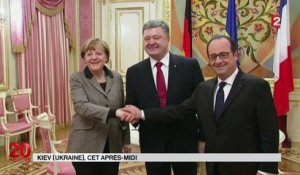 Ukraine : Hollande et Merkel proposent à Kiev un nouveau plan de paix