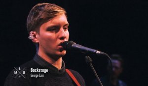 Backstage avec George Ezra - Monte le Son