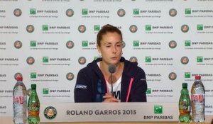 Roland-Garros - Cornet : "Le public me donne du courage"