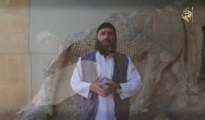 Des Djihadistes détruisent des statues historiques dans le Musée de Ninive en Iraq