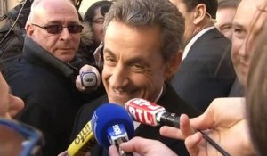 Sarkozy s'offre un bain de foule: "C'est un rajeunissement"