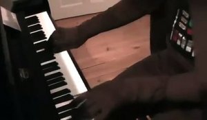 Dark Vador fait un petit show au piano
