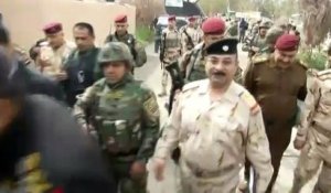 Irak : les milliers de soldats irakiens renforcent jeudi le siège aux portes de Tikrit
