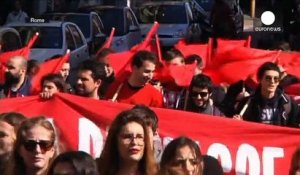 Les jeunes Italiens manifestent contre "La bonne école"