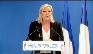 Elections départementales : Marine Le Pen demande la démission de Manuel Valls