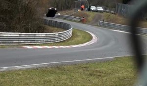 Crash de Mardenborough en VLN à Nürburgring (28/03/2015)