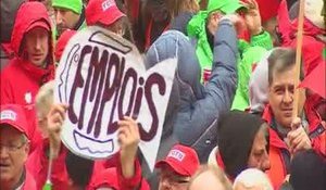 Des milliers de manifestants à Charleroi, Liège, Namur