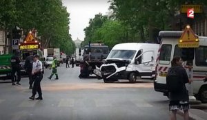Paris : de retour de discothèque, deux policiers ivres percutent un automobiliste