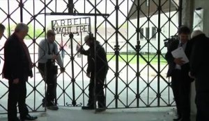 Le portail de Dachau remplacé pour le 70ème anniversaire de la libération du camp