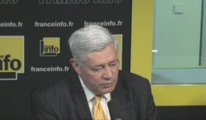 Bruno Gollnisch au secours de Jean-Marie Le Pen