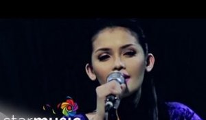 KZ TANDINGAN - Love Love Love (LIVE)