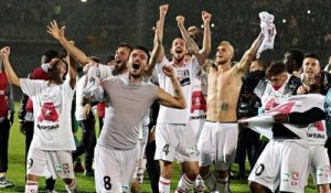 Les héros de Carpi fêtent la montée en Serie A comme il se doit !