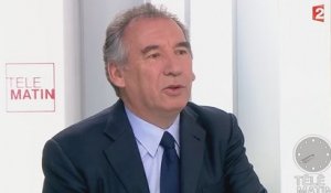 François Bayrou : «Ce que Fidel Castro a fait de son peuple n'est enviable par personne»