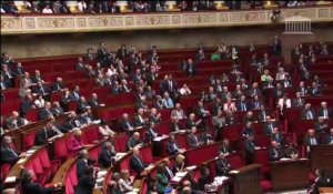 Réforme du collège: clash entre Valls et l'UMP à l'Assemblée