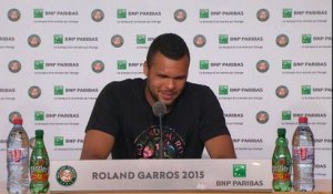 Roland-Garros - Tsonga n'a  "pas su saisir les occasions"