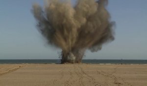 Déminage de deux bombes anglaises à l'hoverport de Calais