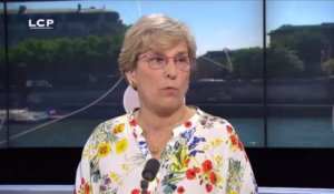 Lieneman : "Valls aurait pu regarder le match à Poitiers, plus près des militants..."