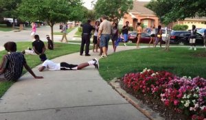 Texas : un policier blanc plaque contre le sol une adolescente noire en maillot de bain