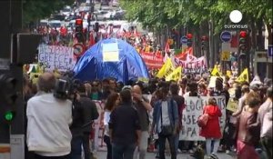 Dette : marches à Paris et Berlin en soutien à la Grèce