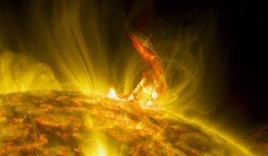 Les images magnifiques d'une éruption solaire en timelapse
