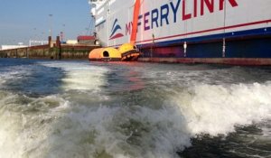 CALAIS - Le "Berlioz" de My Ferry Link bloqué dans le port de Calais