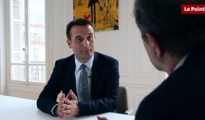 Florian Philippot : "Jean-Marie Le Pen devient la caricature de lui-même"