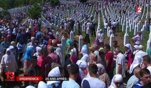 La Bosnie rend hommage aux victimes de Srebrenica