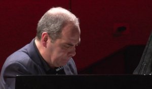 Klavierstuck n°1 en mi bémol mineur D.946 de Schubert par Philippe Cassard  - La der des der de Notes du Traducteur