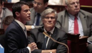 Crise agricole : échange musclé entre Valls et Jacob à l'Assemblée