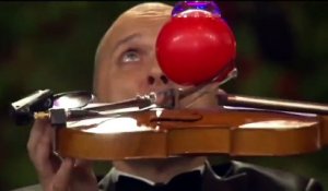 Si vous devez voir une vidéo bluffante cette année c'est celle de ce violoniste équilibriste !