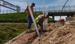 Calais : la construction d'une clôture de 600m contre les migrants