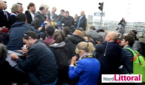 Migrants: Bernard Cazeneuve et Theresa May signe un nouveau plan d'action à Calais