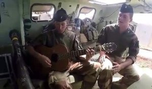 Une mission militaire au Mali résumée en chanson
