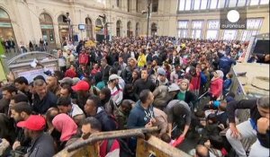 Afflux de réfugiés : l'Autriche suspend ses liaisons ferroviaires avec la Hongrie