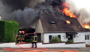 Hesdin-l'Abbé : un gros incendie ravage deux maisons