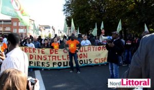 Des Parisiens manifestent en soutien aux migrants