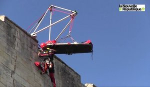 VIDEO. Evacuation du Grimp depuis le sommet du donjon de Niort