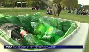 Un militant écologiste parcourt la France pour analyser les déchets